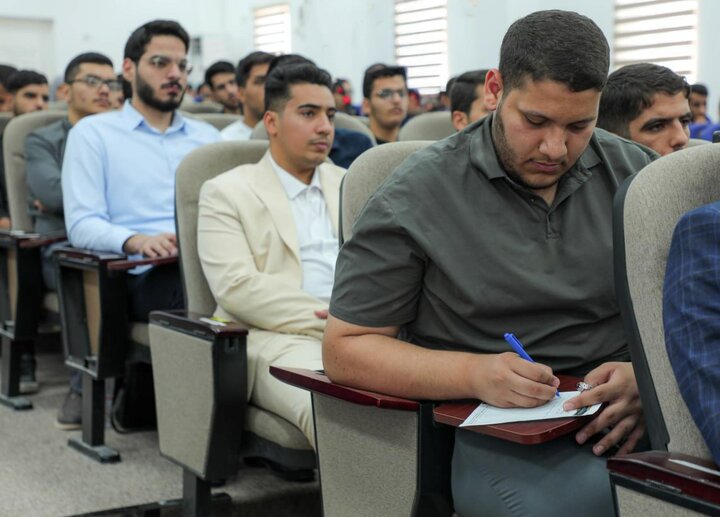 تقرير مصور/ إقامة ندوة قرآنية في جامعة جابر بن حيان بالكوفة