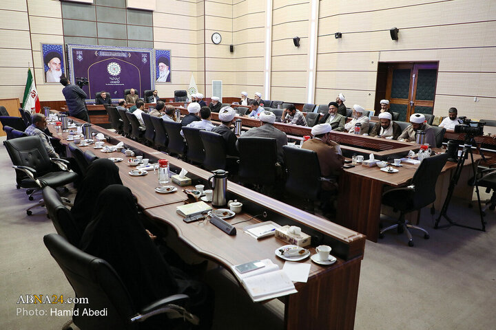 نشست «وضعیتشناسی شیعیان تونس» در مجمع جهانی اهلبیت(ع)