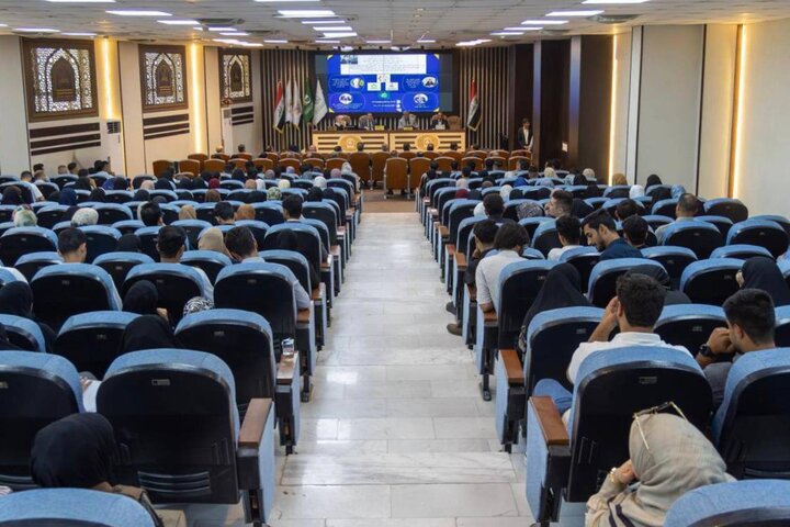 تقرير مصور/ انعقاد ندوة بعنوان "المرجعية الدينية وصناعة الوعي: قراءة في خطابات سماحة السيد السيستاني" في جامعة كربلاء