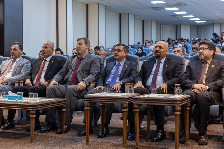 تقرير مصور/ انعقاد ندوة بعنوان "المرجعية الدينية وصناعة الوعي: قراءة في خطابات سماحة السيد السيستاني" في جامعة كربلاء