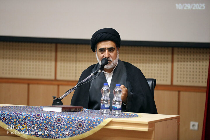 محفل بین‌المللی شعر مقاومت با محوریت «حجاب میراث زینبی» در قم