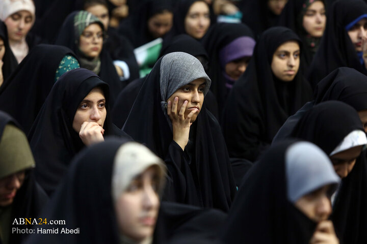 آیین ملی «مهمان مهر» با حضور نودانشجویان در حرم حضرت معصومه(س)