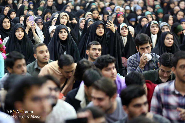 آیین ملی «مهمان مهر» با حضور نودانشجویان در حرم حضرت معصومه(س)