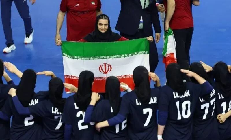 Qalîbaf:Îrada û rûmeta neteweyî ya keçên Îranî, dikare “firîb û propaganda” ya dijminên derve vedixwîne