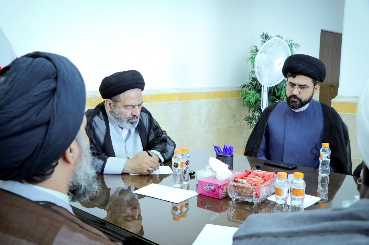 تأکید نماینده ولی‌فقیه در امور حج و زیارت بر گسترش همکاری رسانه‌ای میان بعثه و شبکه‌های جهانی ولایت