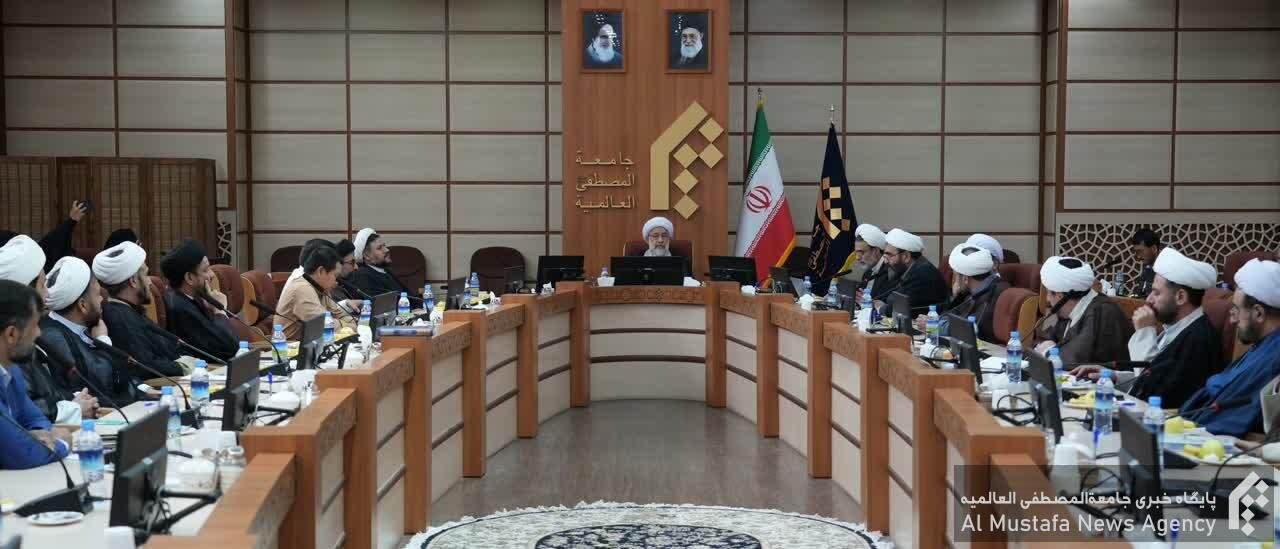 Ayatullah Dr. Abbasi: Kesadaran Zaman Adalah Kebutuhan Pokok bagi Mahasiswa Jami’ah al-Musthafa Ayatullah Dr. Abbasi: Kesadaran Zaman Adalah Kebutuhan Pokok bagi Mahasiswa Jami’ah al-Musthafa