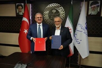 ئێران و تورکیا ڕێککەوتننامەی هاوکاری ئەمنیەتی واژۆ دەکەن