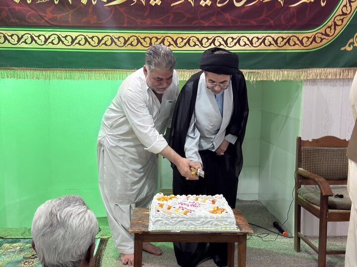 تقرير مصور/ احتفال بمولد السيدة زينب(ع) في حسينية هزارة نچاري بمدينة كويته باكستان