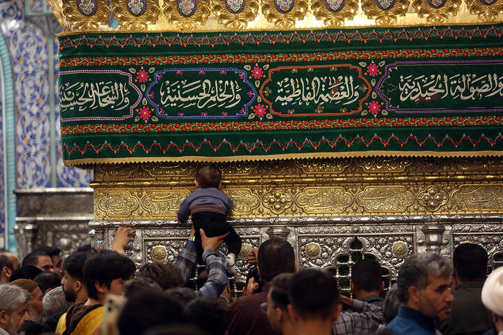 تقرير مصور/ أجواء روحانية في حرم السيدة "المعصومة"(ع) بمناسبة ولادة السيدة "زينب" (ع)