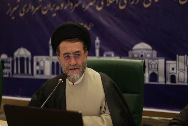 رئیس کل دادگستری فارس به درخواست‌های قضایی ۱۸۶ نفر از مراجعان رسیدگی کرد