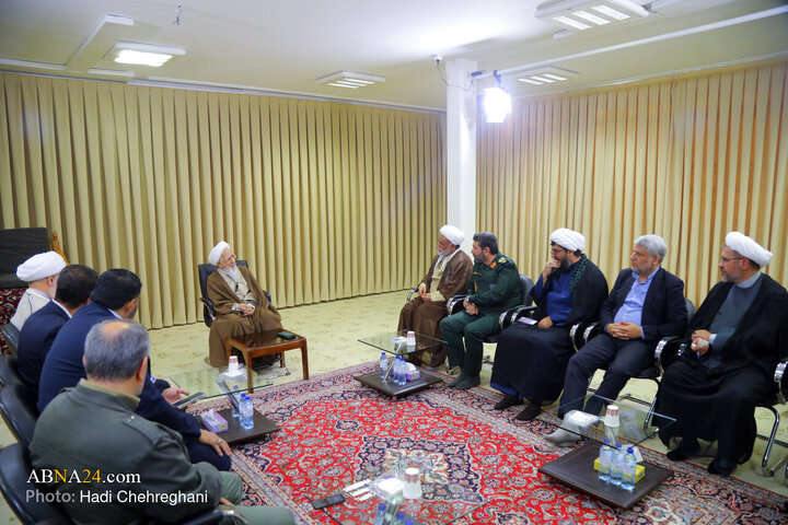 دیدار فرمانده سپاه محمد رسول‌الله تهران با آیت‌الله‌العظمی جوادی آملی