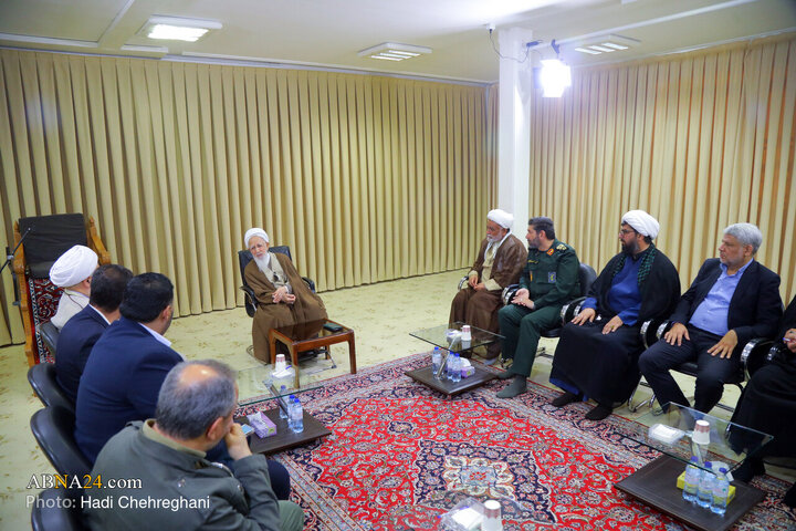 دیدار فرمانده سپاه محمد رسول‌الله تهران با آیت‌الله‌العظمی جوادی آملی