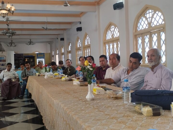 «အကျော်အမော်  ရှီအဟ် ဘာသာရေး ခေါင်းဆောင်များ  ၏ အတွေးအခေါ်များ » ဆိုသည့် ခေါင်းစဥ် ဖြင့် ပညာစကားဝိုင်း ရန်ကုန်မြို့ မဂိုရှီအဟ် ခန်းမ တွင် ကျင်းပ ။ ။ Photos