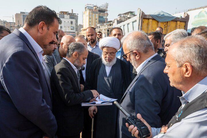 Informe fotográfico | El Sheikh Mahdi al-Karbalai realiza una inspección in situ de los avances en el Proyecto del Patio del Imam Hassan (la paz sea con él)