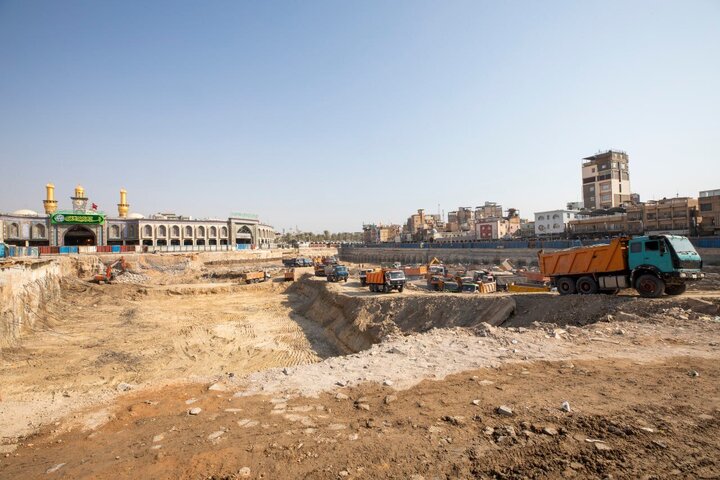 Informe fotográfico | El Sheikh Mahdi al-Karbalai realiza una inspección in situ de los avances en el Proyecto del Patio del Imam Hassan (la paz sea con él)