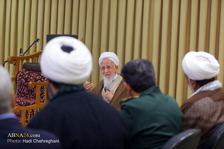 Informe fotográfico |  Encuentro del comandante del Cuerpo Mohammad Rasulullah de Teherán con el Gran Ayatolá Abdollah Javadi Amoli