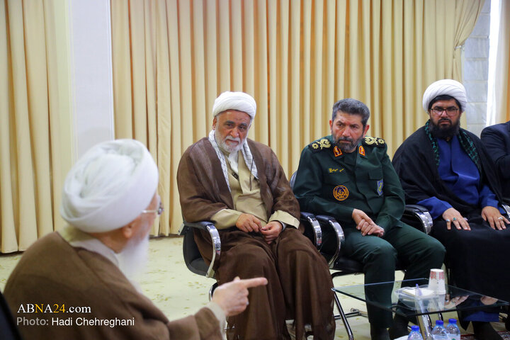 Informe fotográfico |  Encuentro del comandante del Cuerpo Mohammad Rasulullah de Teherán con el Gran Ayatolá Abdollah Javadi Amoli