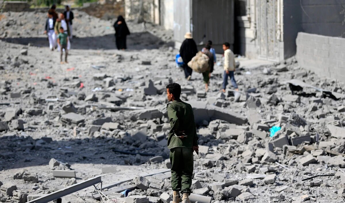 Efserên Îmaratî ji Yemenê ji bo perwerdekirina kirêgirtiyan li Xezeyê hatin şandin Efserên Îmaratî ji Yemenê ji bo perwerdekirina kirêgirtiyan li Xezeyê hatin şandin