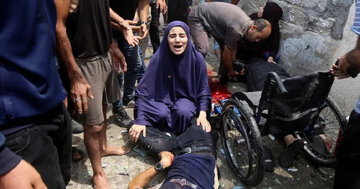 গাজায় রাতভর ইসরায়েলি হামলায় নিহত ১০৪, শিশুসংখা ৪৬ জন।