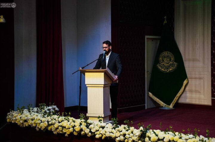 تقرير مصور/ العتبة العلويّة تقيم حفلا بسمنابة ولادة السيّدة زينبَ (ع) بجامعة الكوفة