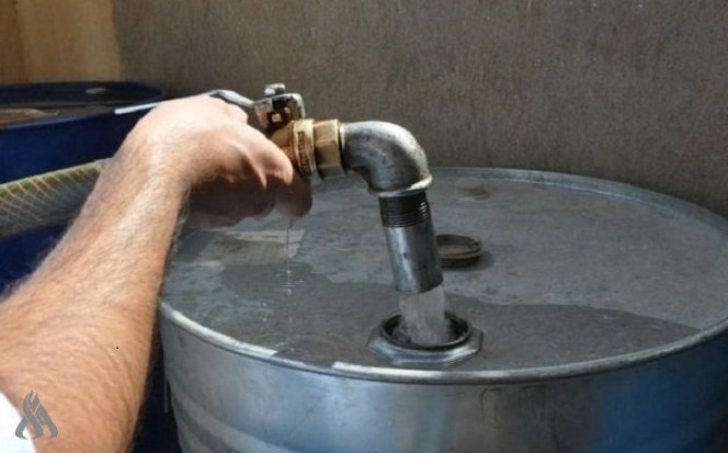 آغاز توزیع نفت سفید با قیمت یارانه‌ای در عراق؛ هر لیتر ۱۵۰ دینار/ توزیع ۱۰۰ لیتر نفت سفید برای هر خانواده در استان‌های سردسیر عراق