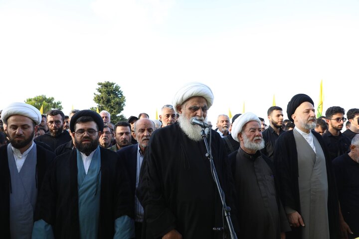 جماهير المقاومة يشيّعون الشّهيد حسين طعمة في عيتيت جنوب لبنان