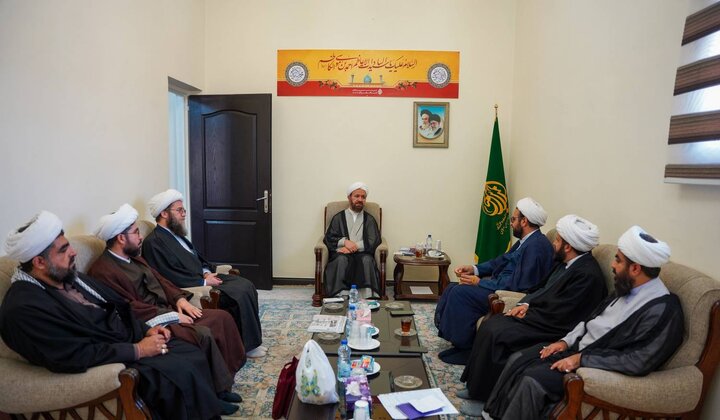 لیبرال دموکراسی غربی، عملا بدترین نوع دیکتاتوری در جهان است