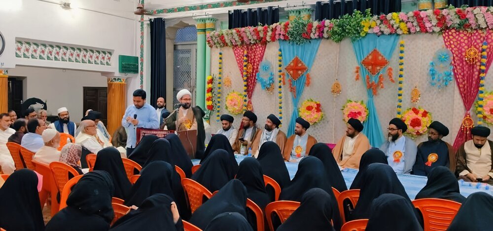 ہندوستان کے شہر سہارنپور میں شریکةُ الحسین سلاماللہعلیہا سمینار منعقد ہوا  ہندوستان کے شہر سہارنپور میں شریکةُ الحسین سلاماللہعلیہا سمینار منعقد ہوا