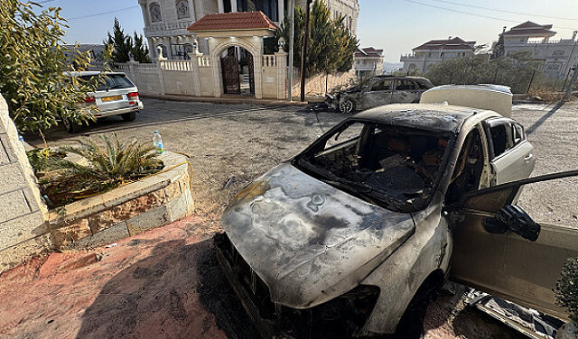 Extremist Jewish Settlers burn Palestinian cars, seize land, - targeted 1,700 dunums in West Bank