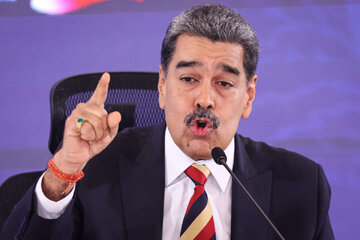 Maduro Venezuela Mohon Sokongan Segera Ketenteraan Daripada Rusia, China, dan Iran
