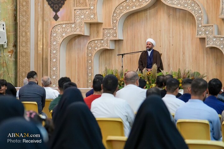 حرم مطهر عسکریین میزبان 100 زائر نابینا از بنیاد تمار شد