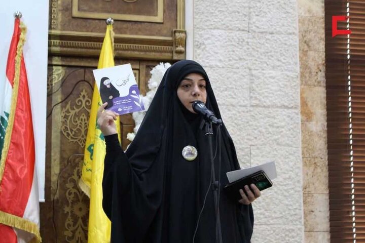 تقرير مصور/ الهيئات النسائية تقيم احتفالا تكريميا حشادا للفتيات اللواتي تشرّفن بارتداء العباءة الزينية في لبنان