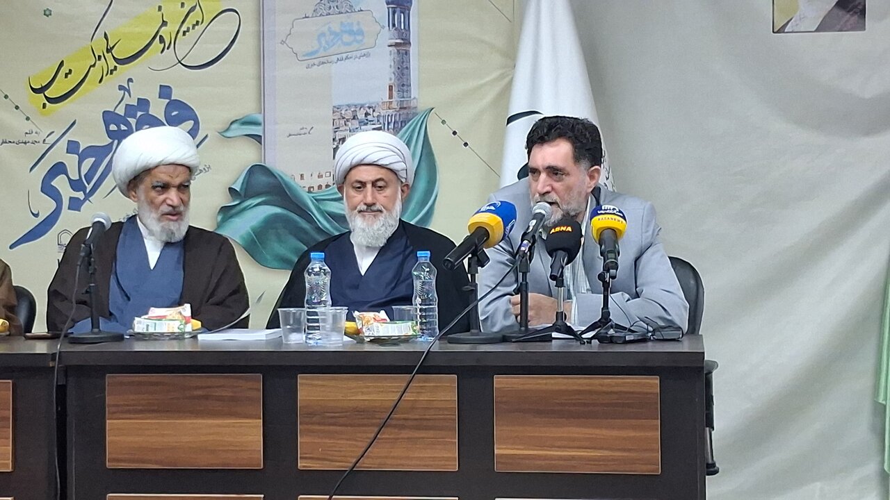 مدیر کل ارشاد قم: رسانه همان پیام است/ در حوزه هنر، فرم بیش از محتوا تأثیرگذار است