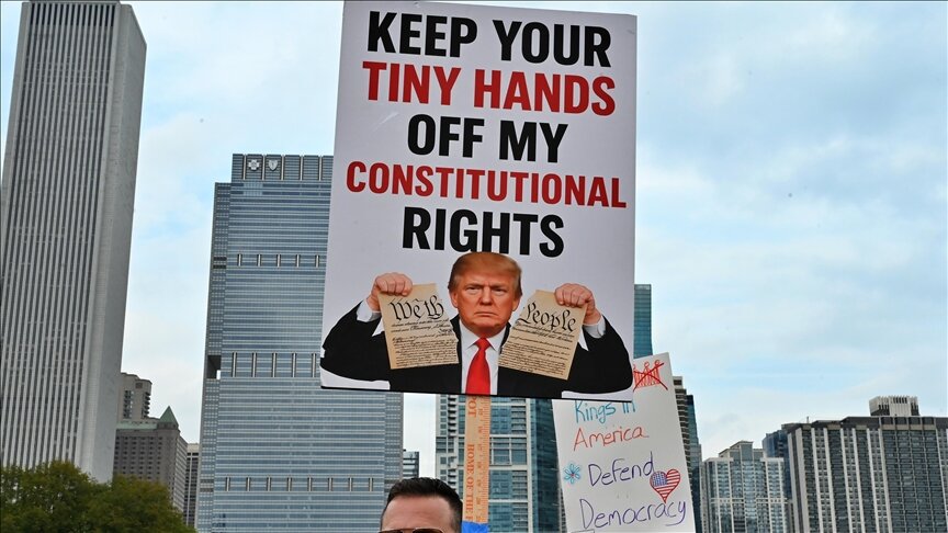 مردم آمریکا نگران سقوط اقتصاد و ناکارآمدی ترامپ