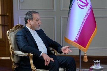 Araghchi : Nous avons testé nos missiles dans un combat réel