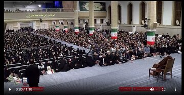 "Vîdyoyek | Rêberê qedirbilind ê Şoreşê Îslamî: Nîqaşa di navbera Komara Îslamî û Amerîkayê de, tiştekî cewherî ne, ne taktîkî"