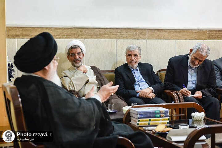 Photos: Members of Ayatollah Milani Congress meet with scholars, Grand Ayatollahs in Qom