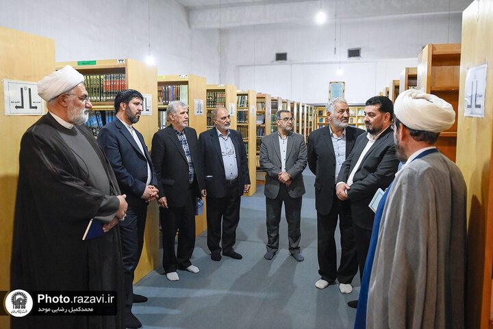 Photos: Members of Ayatollah Milani Congress meet with scholars, Grand Ayatollahs in Qom