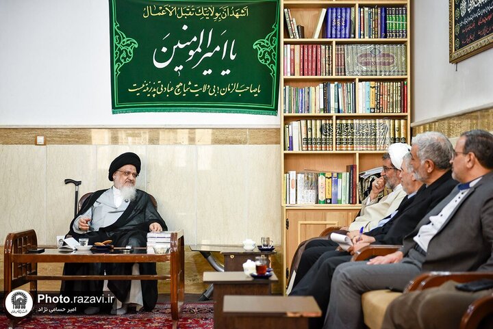 Photos: Members of Ayatollah Milani Congress meet with scholars, Grand Ayatollahs in Qom