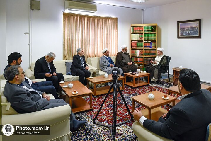 Photos: Members of Ayatollah Milani Congress meet with scholars, Grand Ayatollahs in Qom