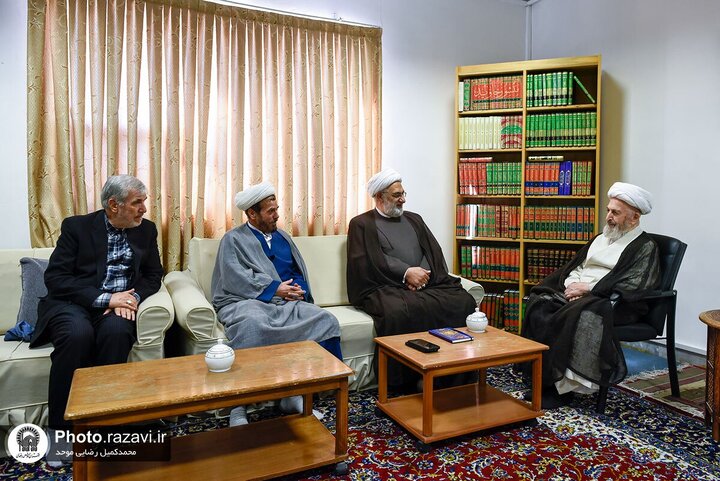 Photos: Members of Ayatollah Milani Congress meet with scholars, Grand Ayatollahs in Qom