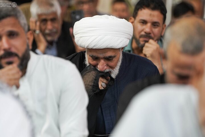 Informe fotográfico | Una asamblea de duelo en el el Santuario de Amir al-Mu'minin, Imam Ali (la paz sea con él) en la víspera del aniversario del martirio de la Excelencia Fátima al-Zahra (la paz sea con ella)