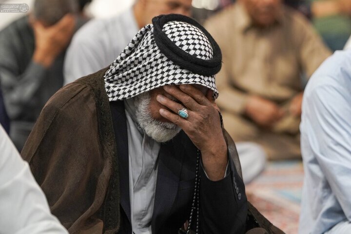 Informe fotográfico | Una asamblea de duelo en el el Santuario de Amir al-Mu'minin, Imam Ali (la paz sea con él) en la víspera del aniversario del martirio de la Excelencia Fátima al-Zahra (la paz sea con ella)