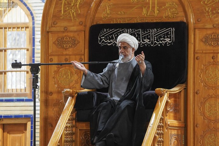 Informe fotográfico | Una asamblea de duelo en el el Santuario de Amir al-Mu'minin, Imam Ali (la paz sea con él) en la víspera del aniversario del martirio de la Excelencia Fátima al-Zahra (la paz sea con ella)