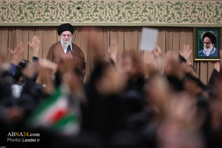 دیدار دانش‌آموزان و دانشجویان با رهبر انقلاب