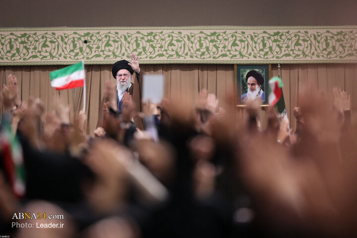 دیدار دانش‌آموزان و دانشجویان با رهبر انقلاب