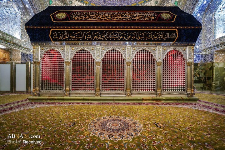 حرمِ مطہر امیرالمؤمنین(ع) حضرت فاطمہ زہرا(س) کی شہادت پر غم و سوگ کے رنگ میں ڈھل گیا