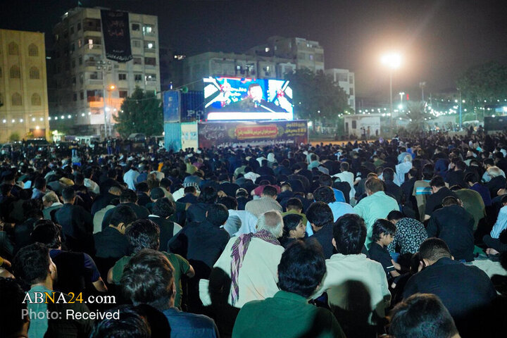 عکس خبری | حضور گسترده جوانان در مراسم شهادت حضرت زهرا(س) در پارک نشتر کراچی پاکستان