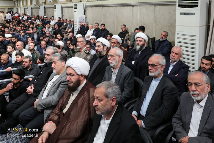 Foto / Öğrencilerin İslam İnkılap Lideriyle Görüşmesinde Seçilmiş Fotoğraf Kareleri