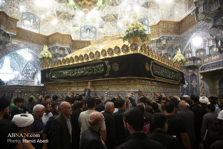Informe fotográfico | Atmósfera espiritual en el santuario de la Noble Dama de la Familia del Profeta (PB) en la noche del aniversario del martirio de la Excelencia Fátima al-Zahra (la paz sea con ella)